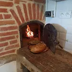 Les Bulles Perchees De Lartigue 3*