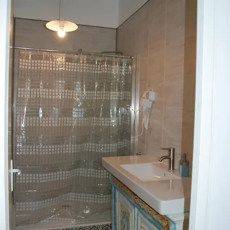 Les Bulles Perchées De Lartigue Margouet-Meymes