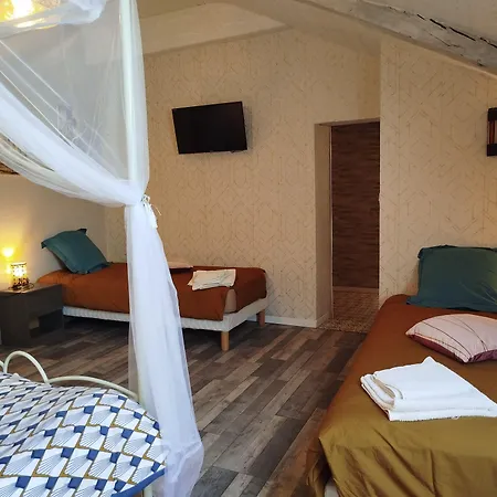 Les Bulles Perchees De Lartigue Margouet-Meymes