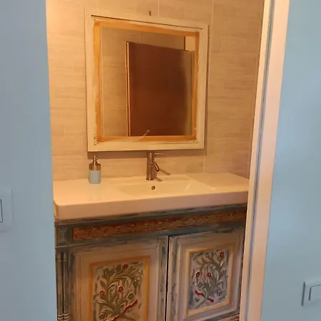 Les Bulles Perchees De Lartigue Bed & Breakfast