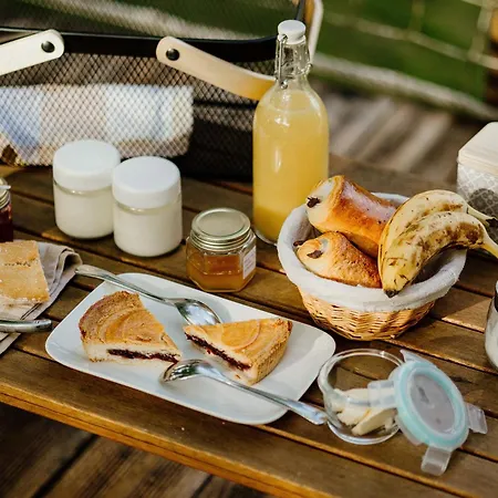 Bed and Breakfast Les Bulles Perchees De Lartigue Margouet-Meymes
