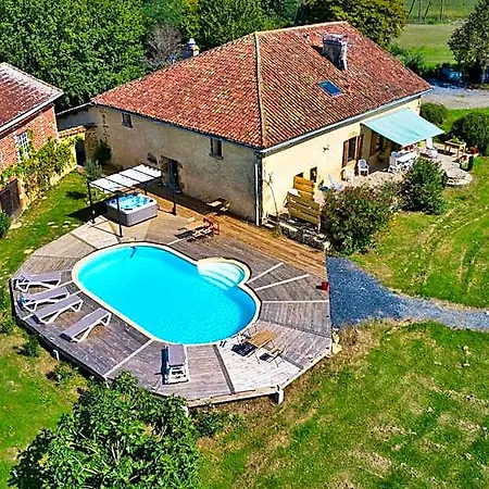 Les Bulles Perchées De Lartigue Bed and breakfast Margouet-Meymes