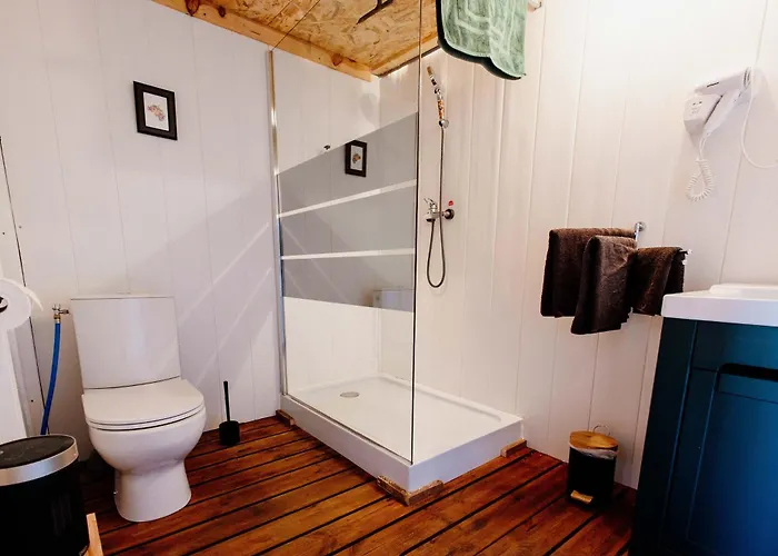 Les Bulles Perchees De Lartigue Bed & Breakfast 3*